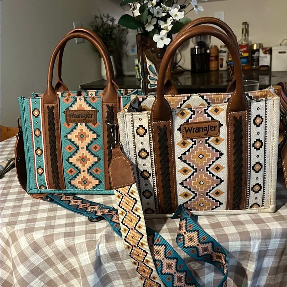 Wrangler Multicolor Patterned Women's Bag